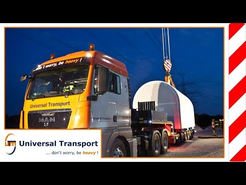 Universal Transport - Unloading a nacelle for a wind power unit